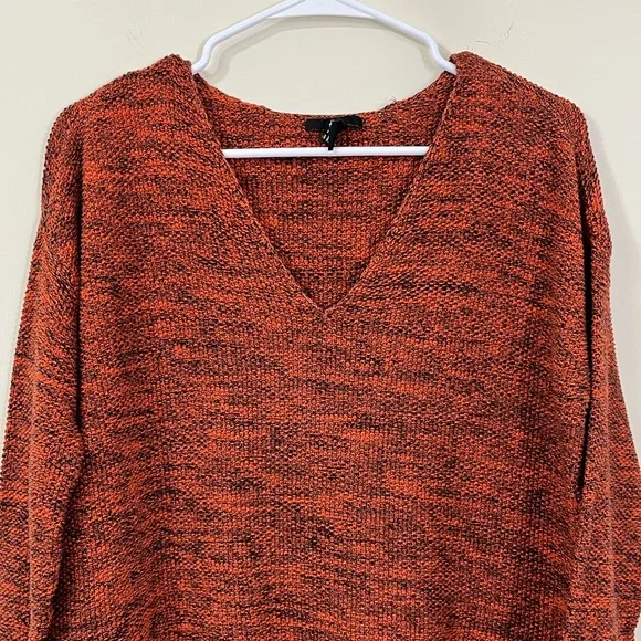 H&M Rust Colored Lightweight V-Neck Sweater - Picture 2 of 5